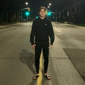 Meet your Posher, Justin